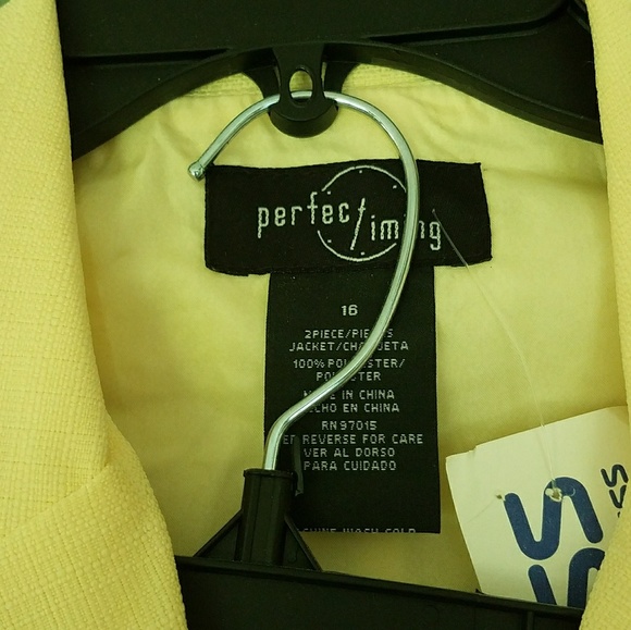 Size 16 Perfect Timing light weight skirt suit - Picture 2 of 4